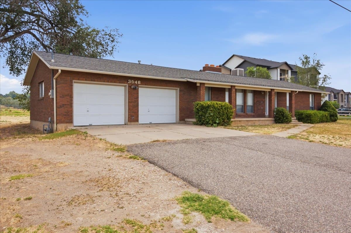 West Haven House: 3548 South Midland Drive