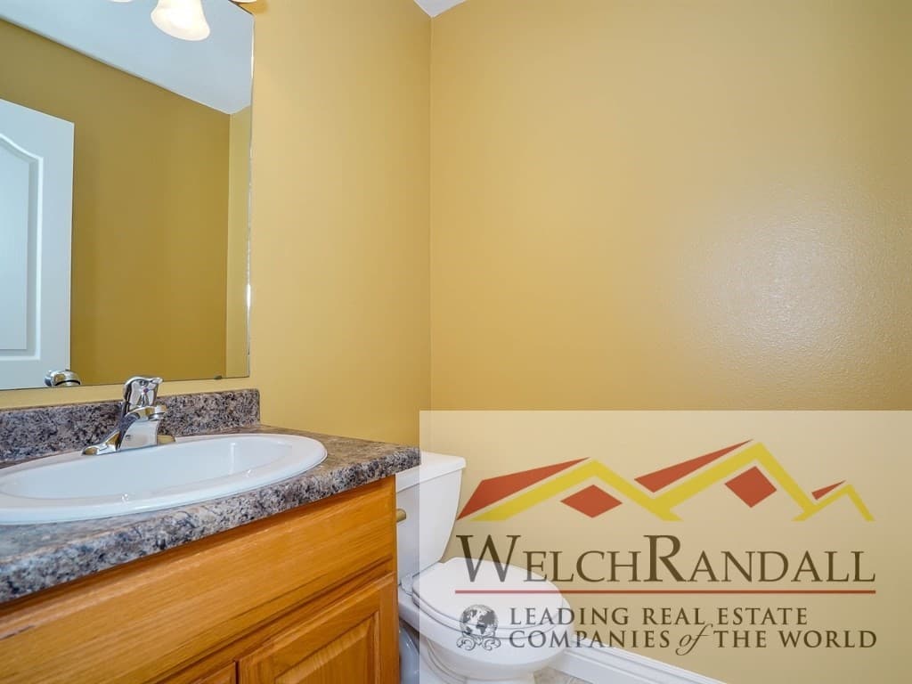 Syracuse House: 2380 S 3340 W