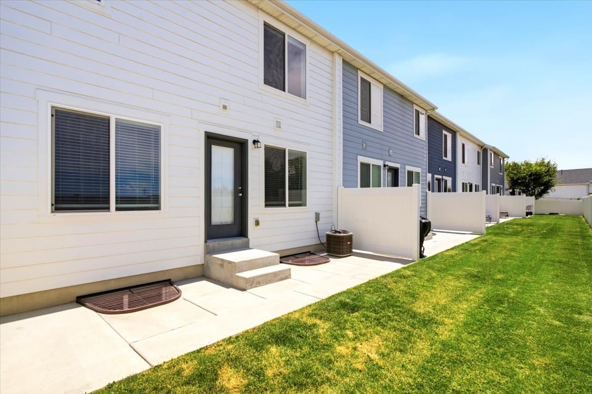 Roy Townhome: 4173 S 2825 W