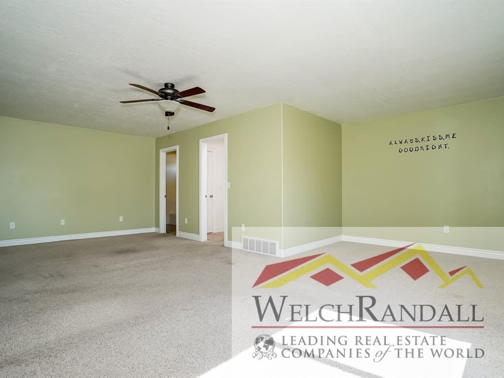 Syracuse House: 2380 S 3340 W
