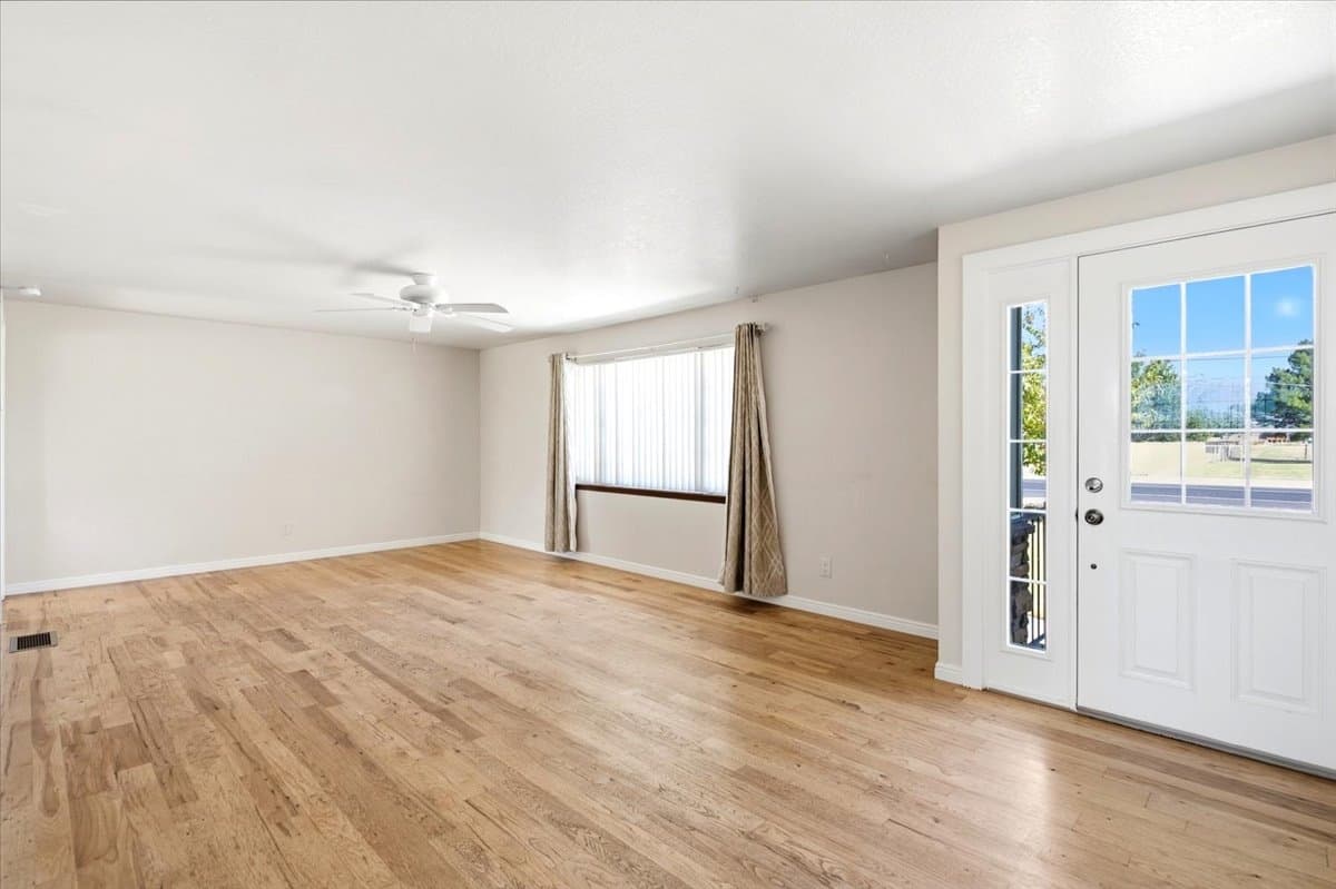 Hooper House: 4125 S 5500 W