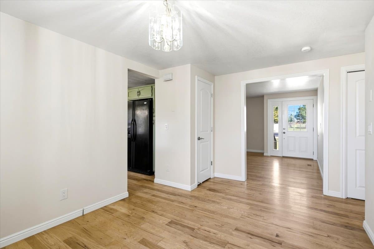 Hooper House: 4125 S 5500 W