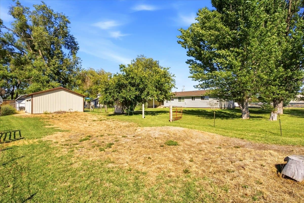 Hooper House: 4125 S 5500 W
