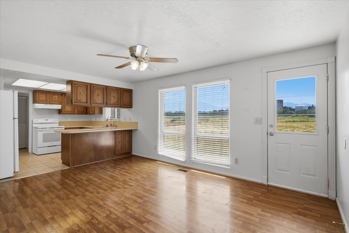 West Haven House: 3548 South Midland Drive