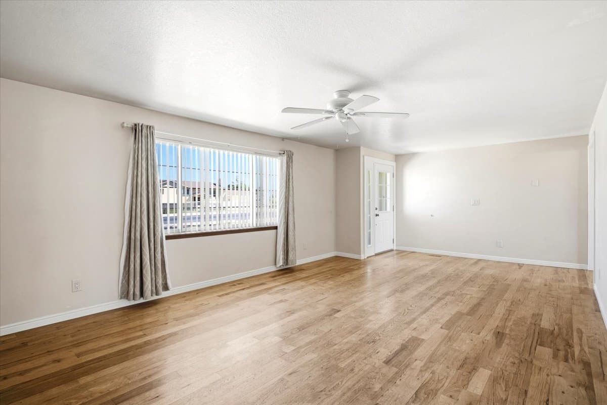 Hooper House: 4125 S 5500 W