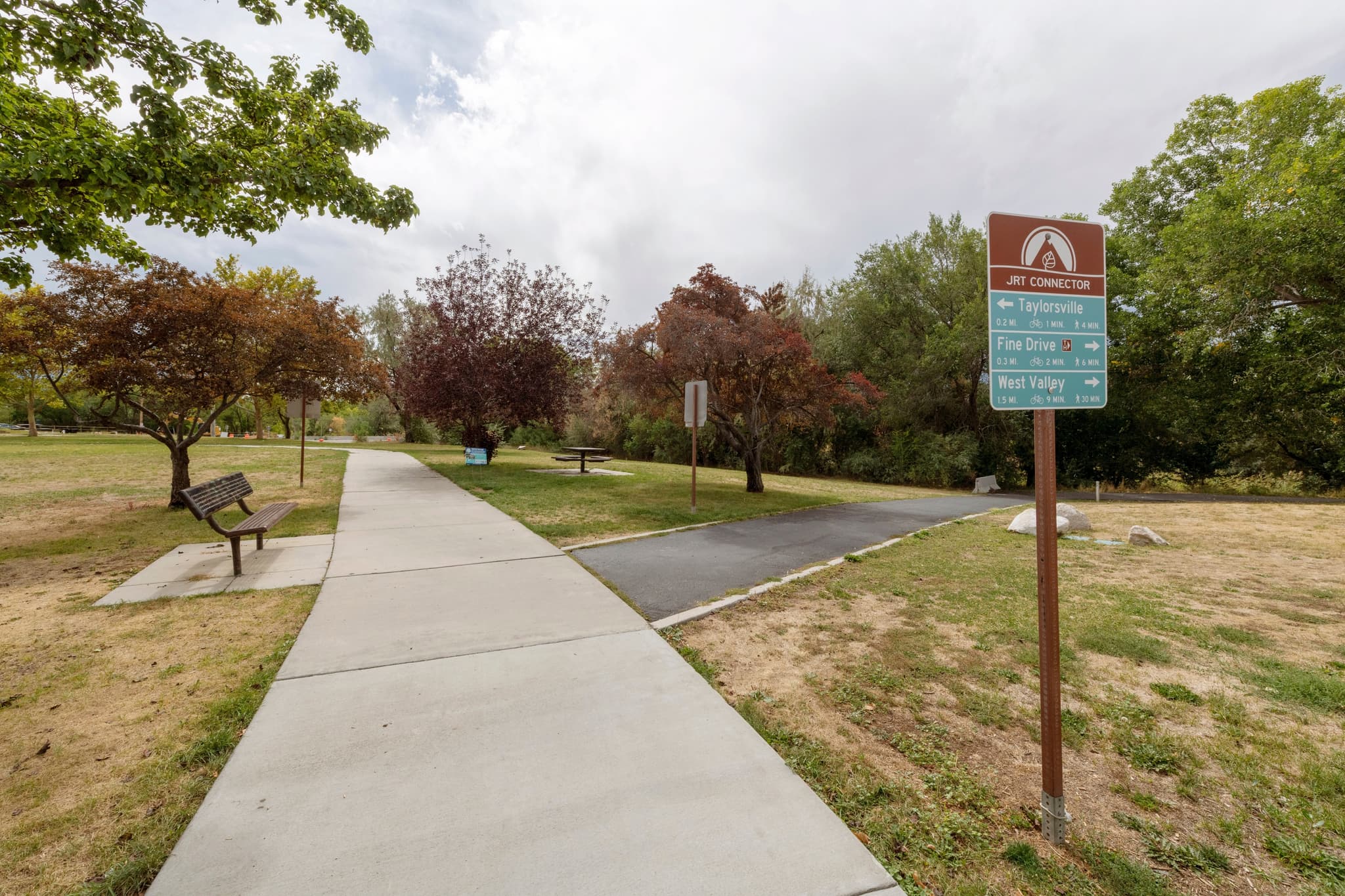 West Valley City Apartment: 978 W Big River Ct