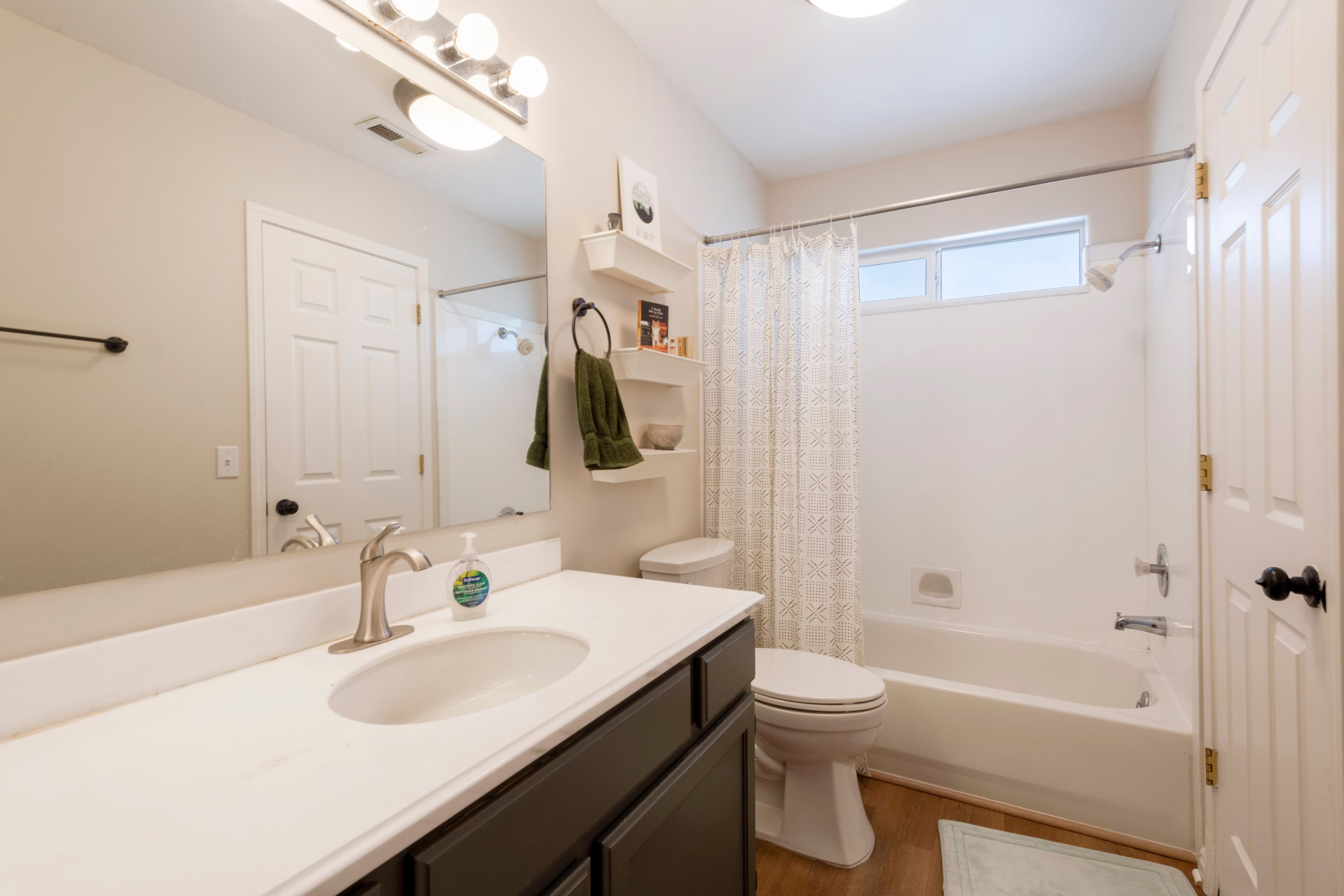West Valley City Apartment: 978 W Big River Ct