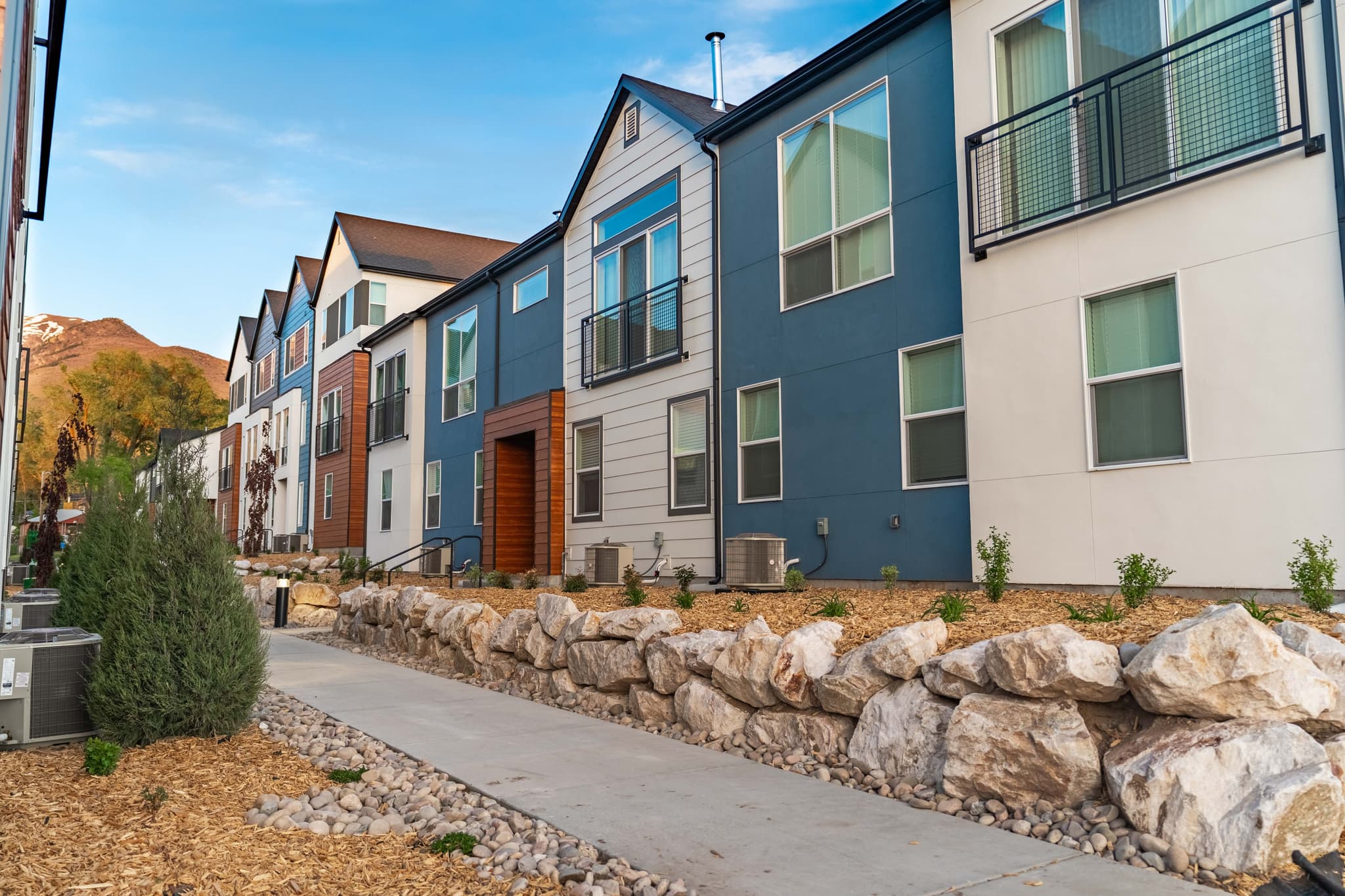 Ogden Townhome: 565 E 3860 S