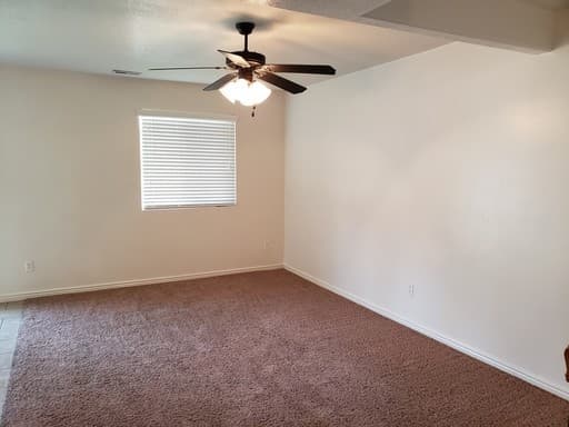 Clearfield Townhome: 930 S 550 E