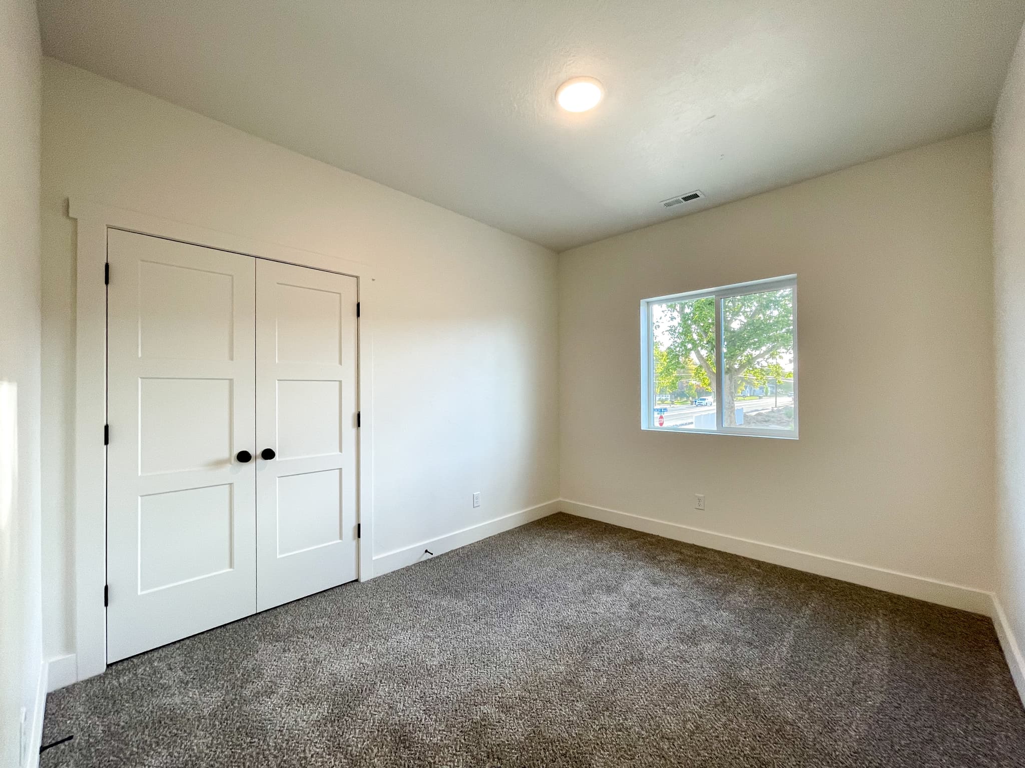 Clearfield Townhome: 3639 W 200 N