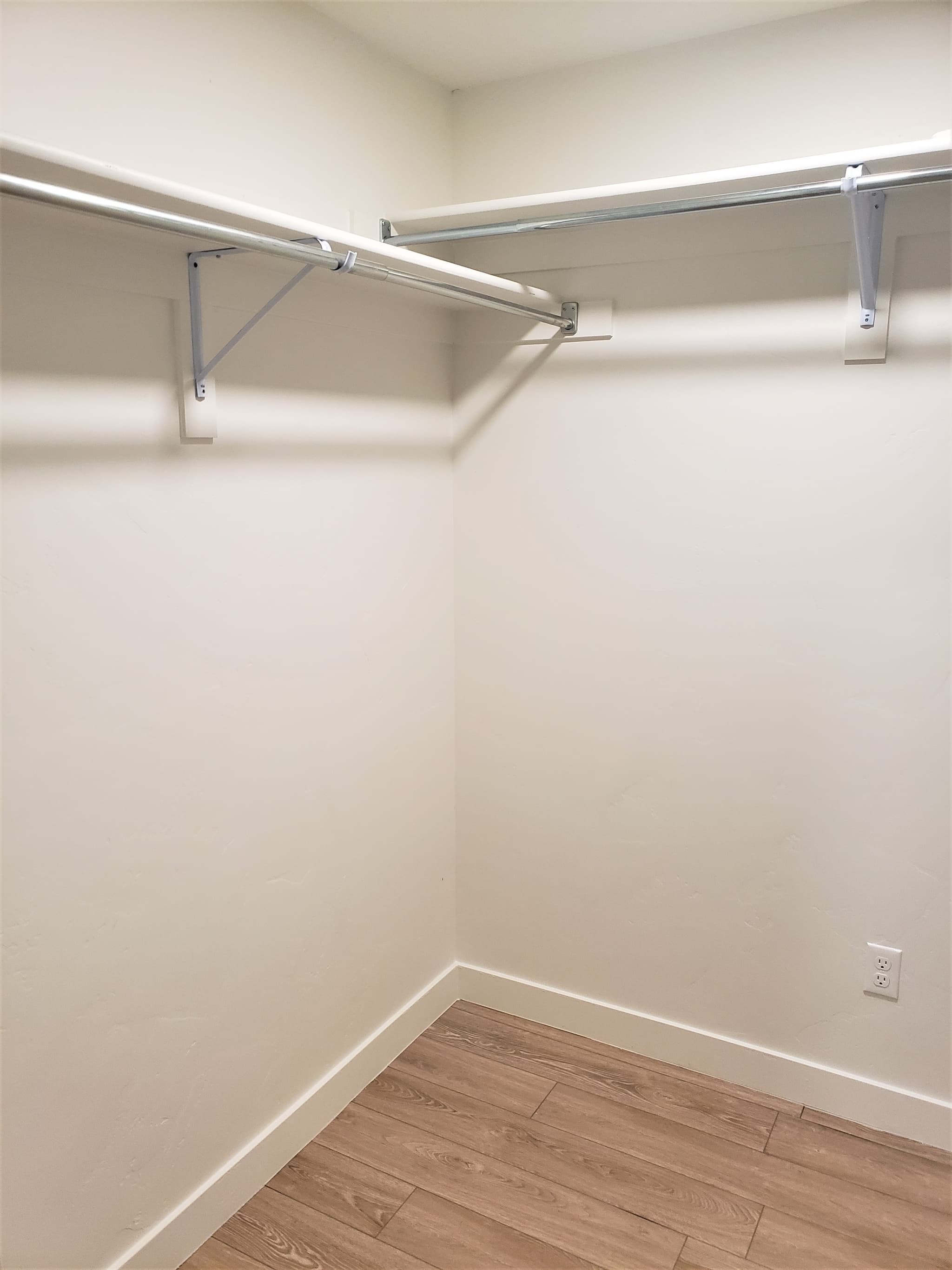 Ogden Apartment: 2968 Wall Ave