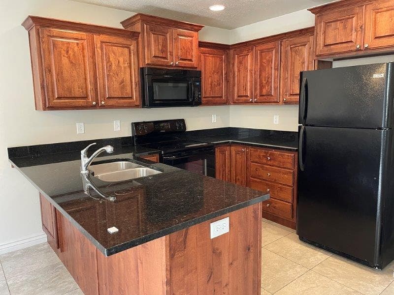Ogden Townhome: 2378 S Knights Way