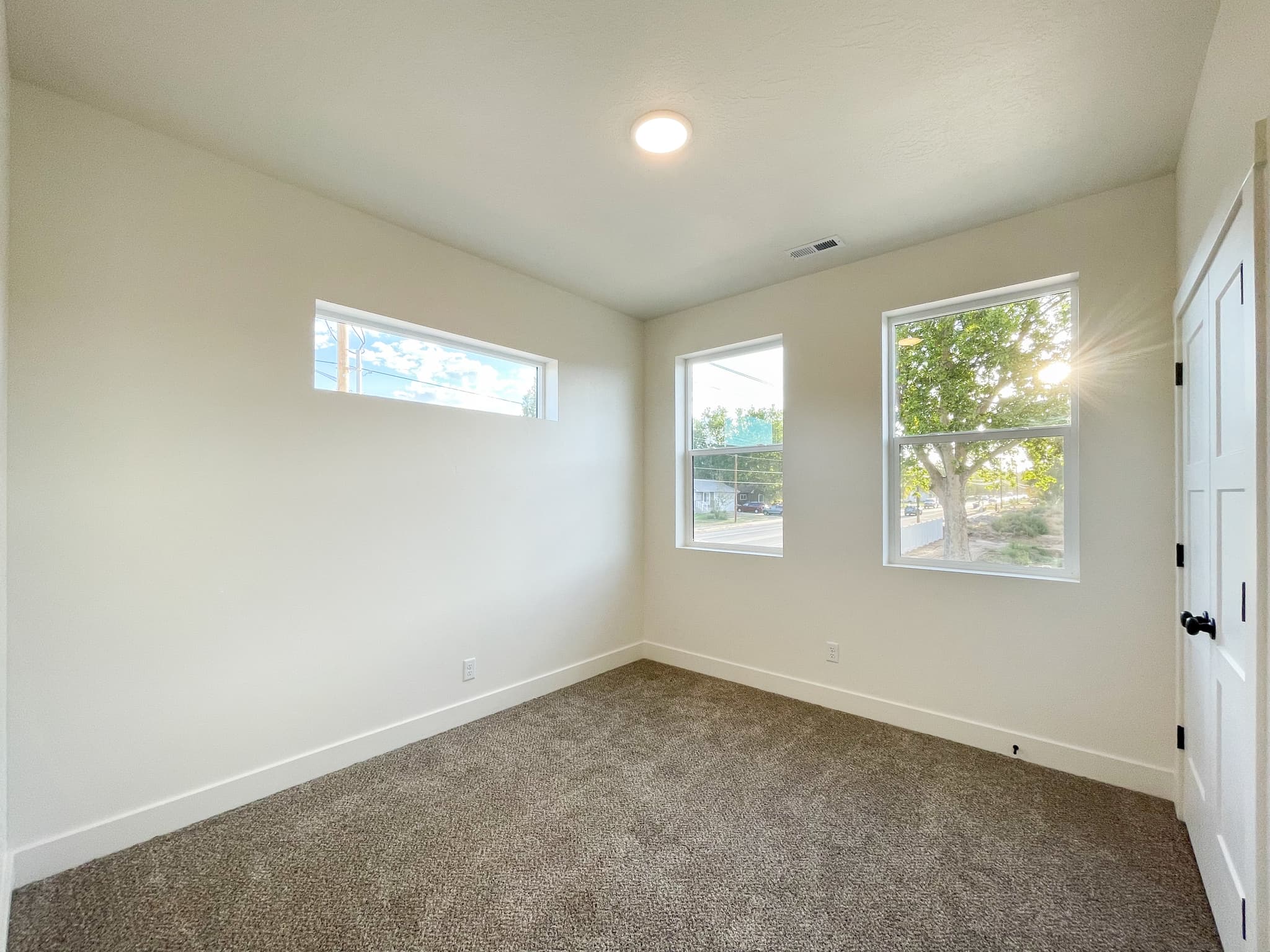 Clearfield Townhome: 3639 W 200 N