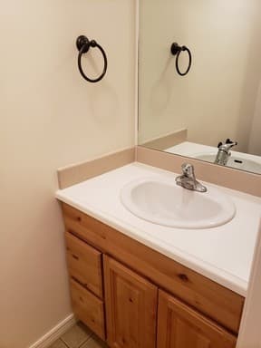 Clearfield Townhome: 930 S 550 E
