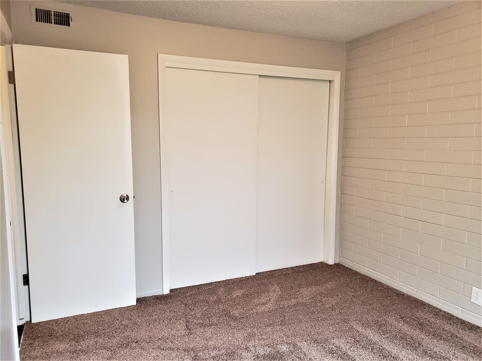 Ogden Apartment: 2248 Madison Ave