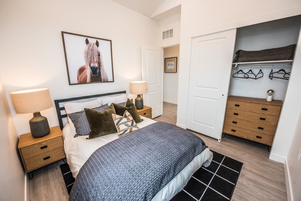 Ogden Townhome: 565 E 3860 S