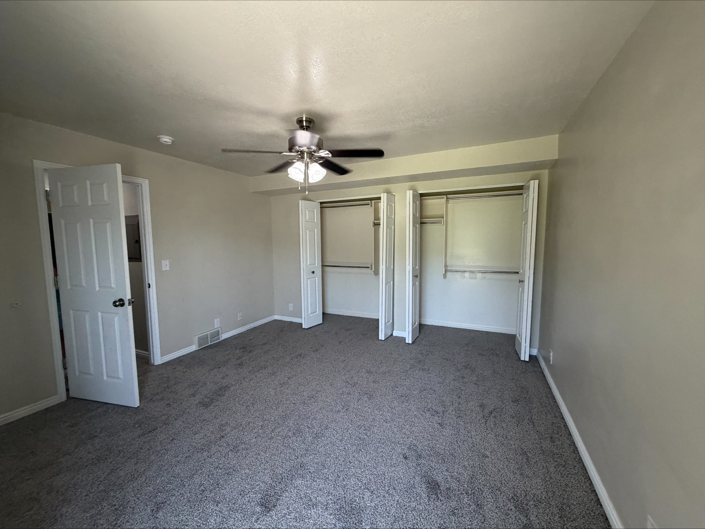 Ogden Condo: 390 W 4900 S