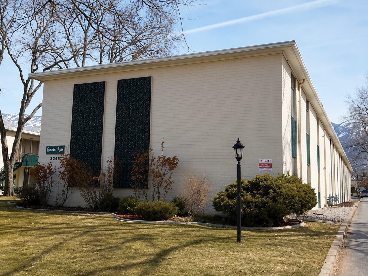 Ogden Apartment: 2248 Madison Ave
