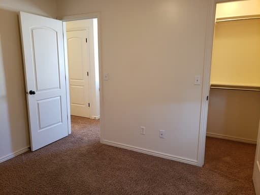 Clearfield Townhome: 930 S 550 E