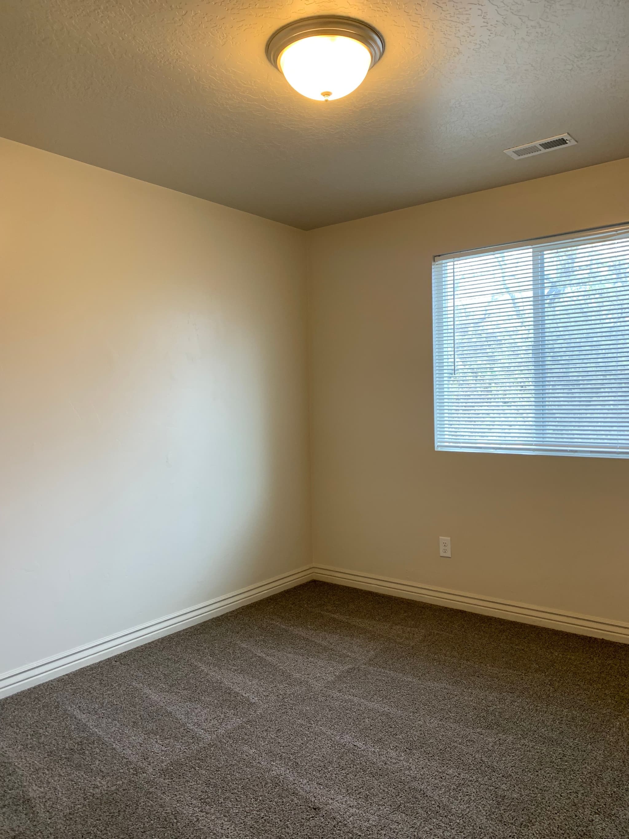 Ogden Townhome: 2378 S Knights Way