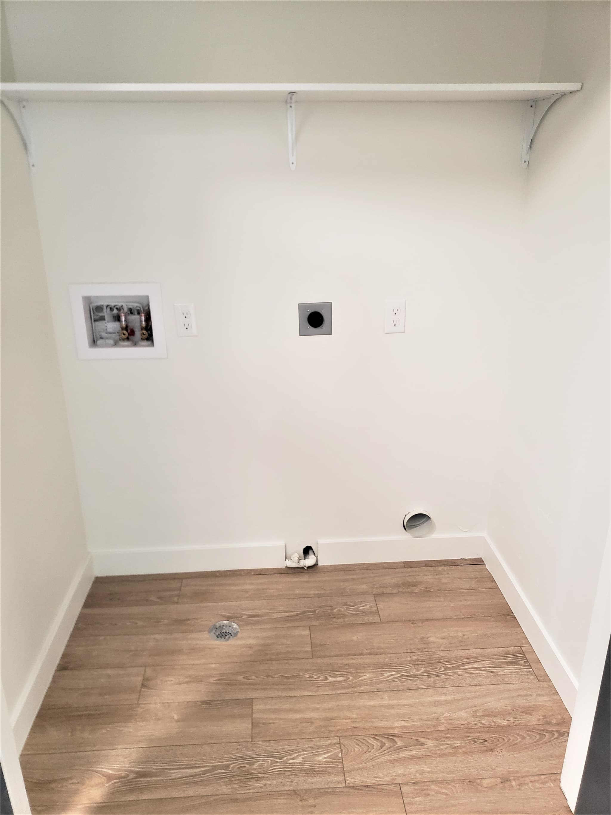 Ogden Apartment: 2968 Wall Ave