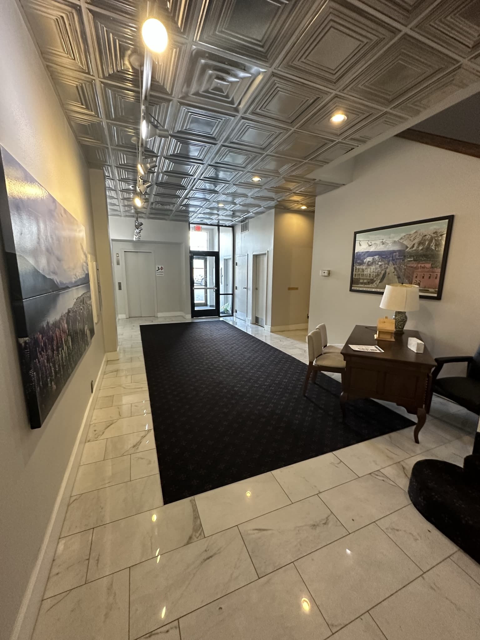 Ogden Apartment: 111 24th St