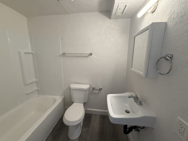 Ogden Apartment: 2560 Adams Ave