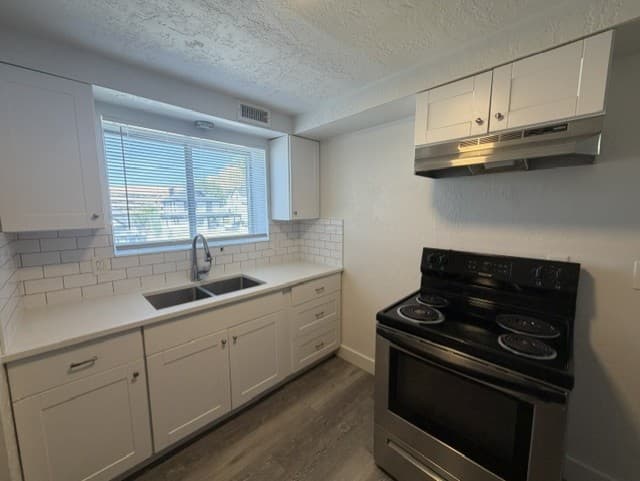 Ogden Apartment: 2560 Adams Ave