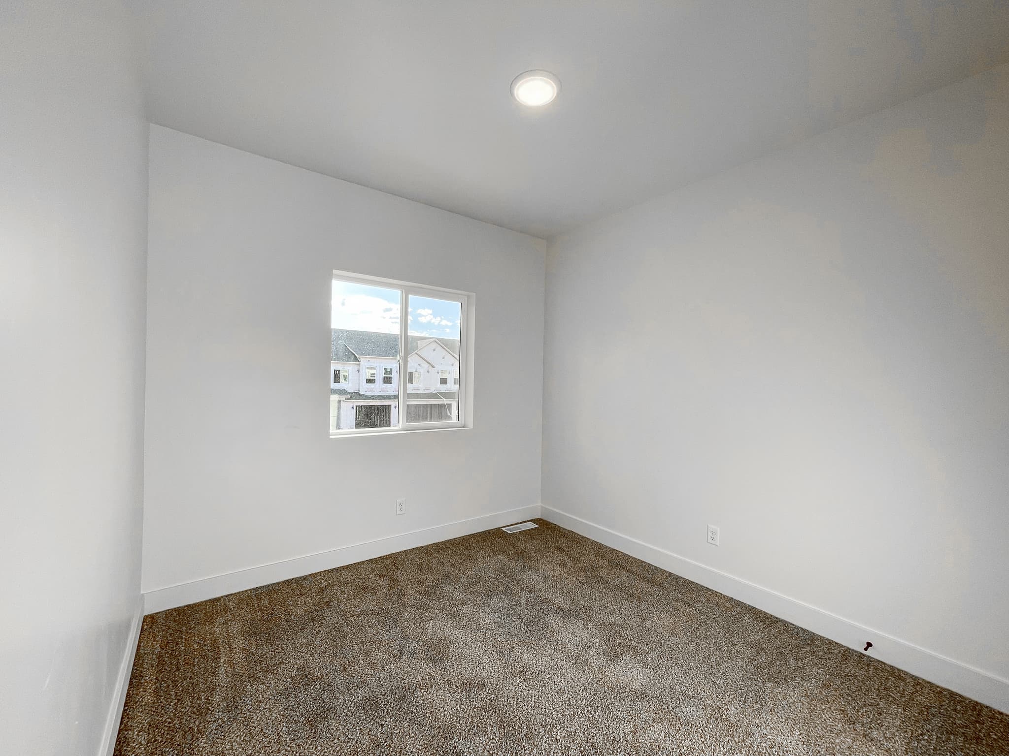 Clearfield Townhome: 3639 W 200 N