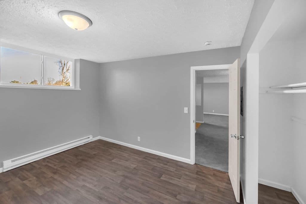 Latham Multiplex: 210 Kiick St