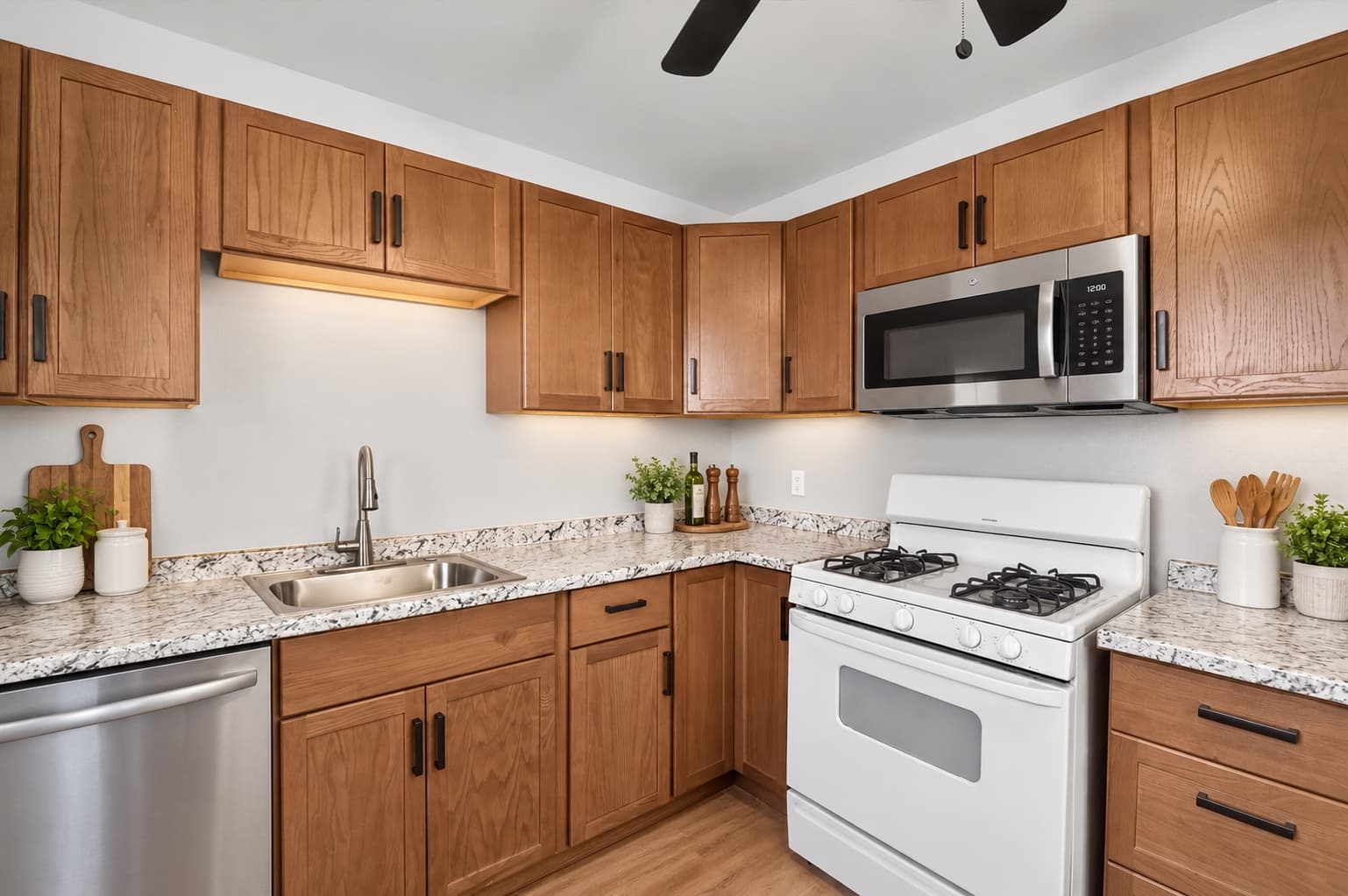 Toledo Apartment: 771 Howland Ave