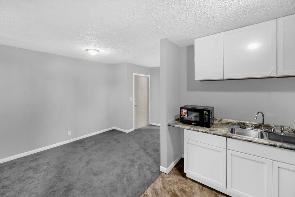 Latham Multiplex: 210 Kiick St