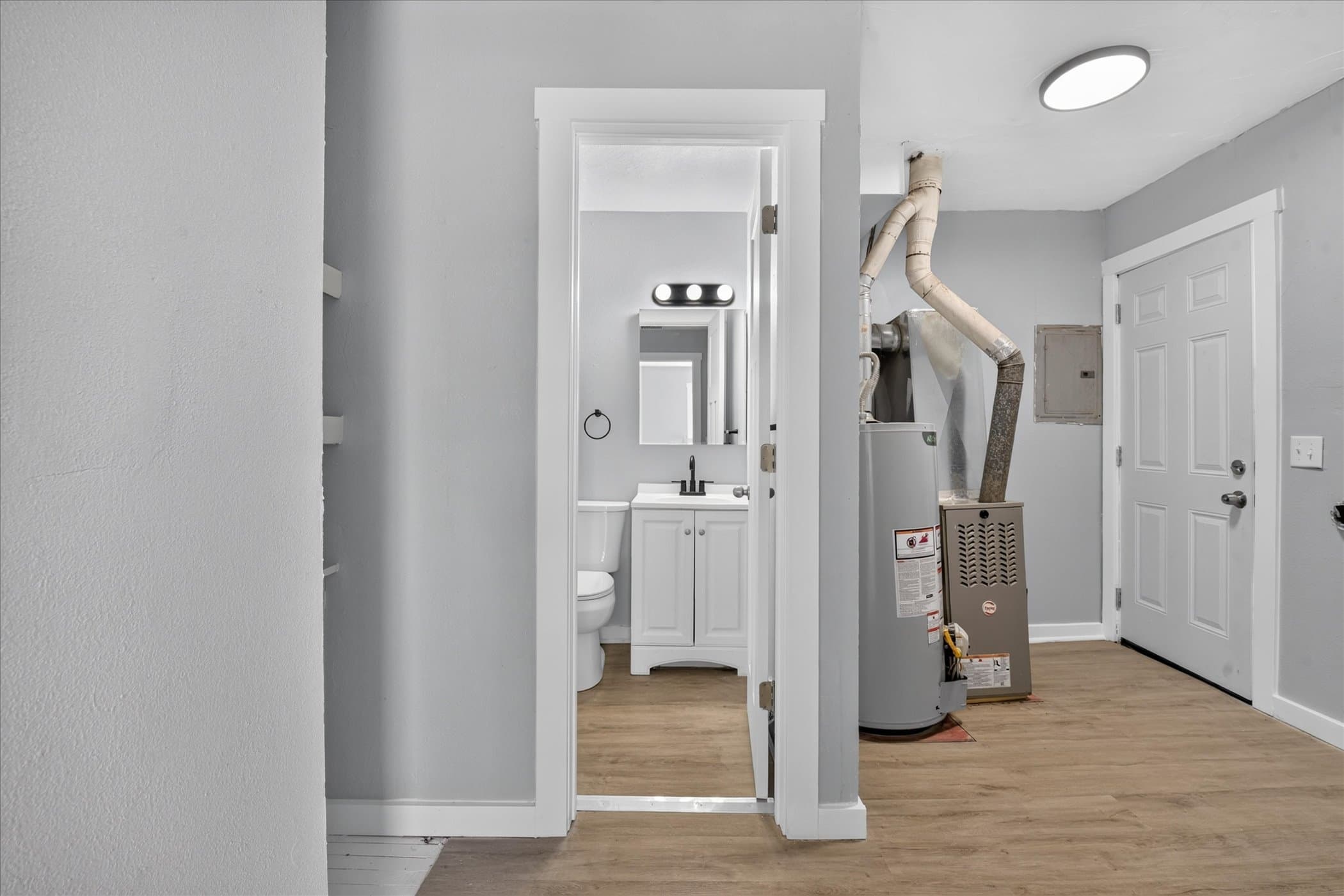 Toledo Apartment: 771 Howland Ave