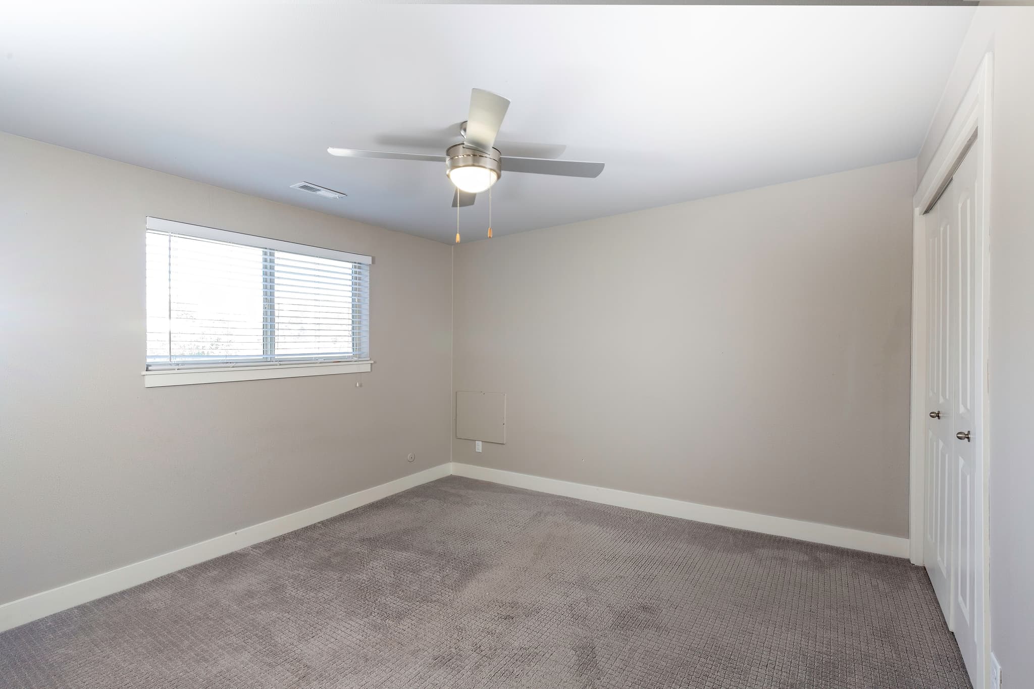 Salt Lake City Apartment: 750 S 900 E