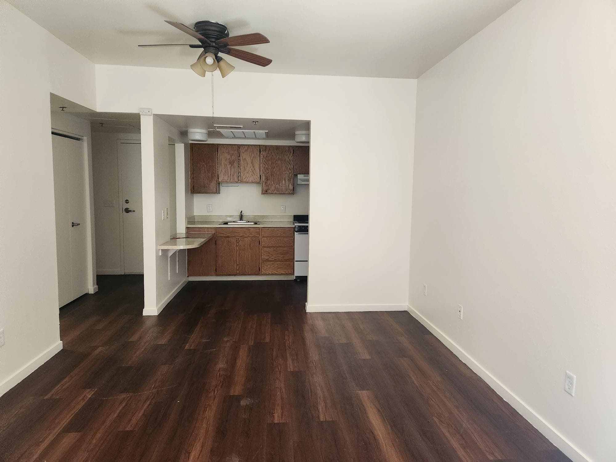 Salt Lake City Apartment: 610 S 900 W