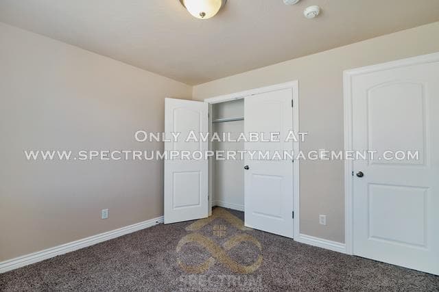 Lehi House: 5283 Fox Hollow Way