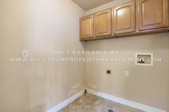 Lehi House: 5283 Fox Hollow Way
