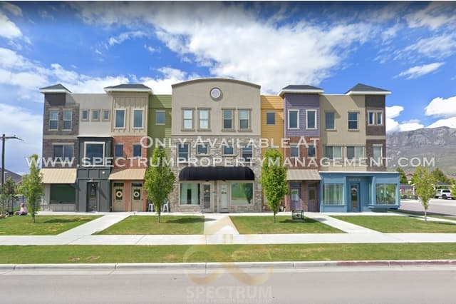 Pleasant Grove Townhome: 1062 W 700 S