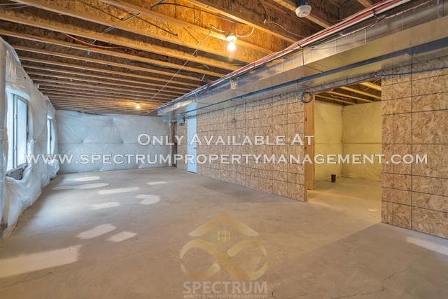Lehi House: 5283 Fox Hollow Way