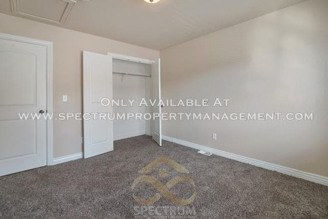 Lehi House: 5283 Fox Hollow Way