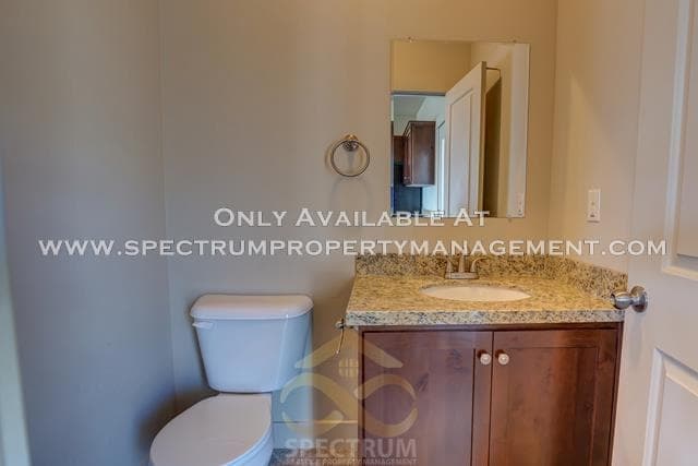 Pleasant Grove Townhome: 1062 W 700 S