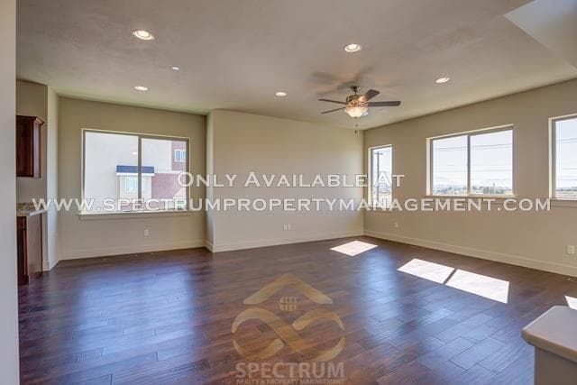 Pleasant Grove Townhome: 1062 W 700 S