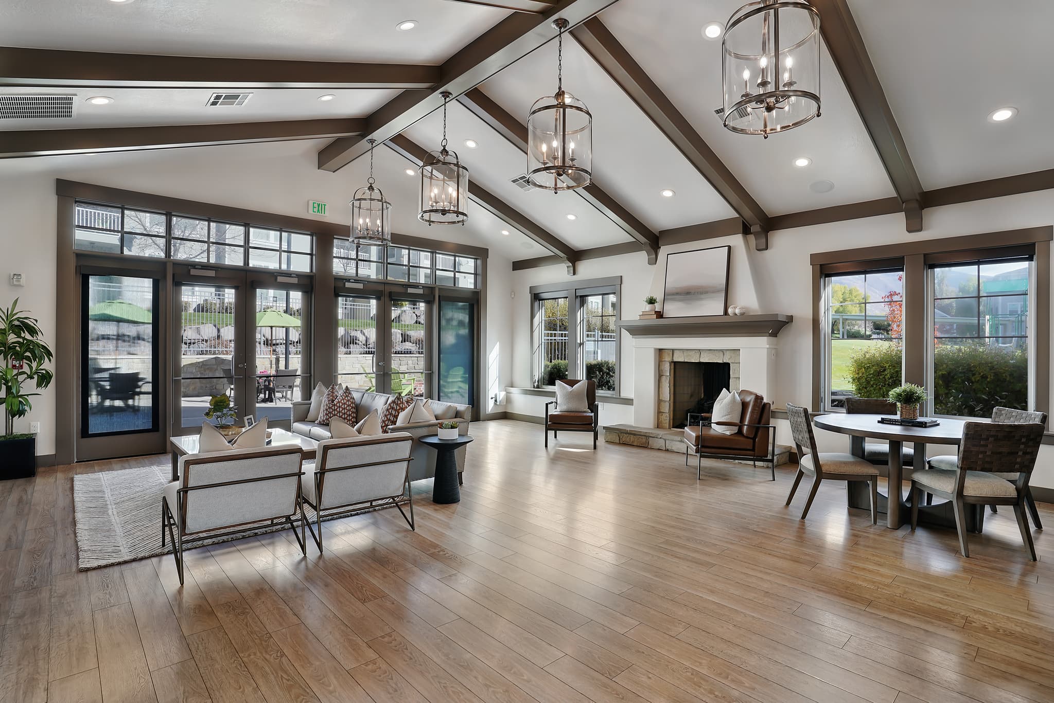 Kaysville Townhome: 893 S Lily Dr