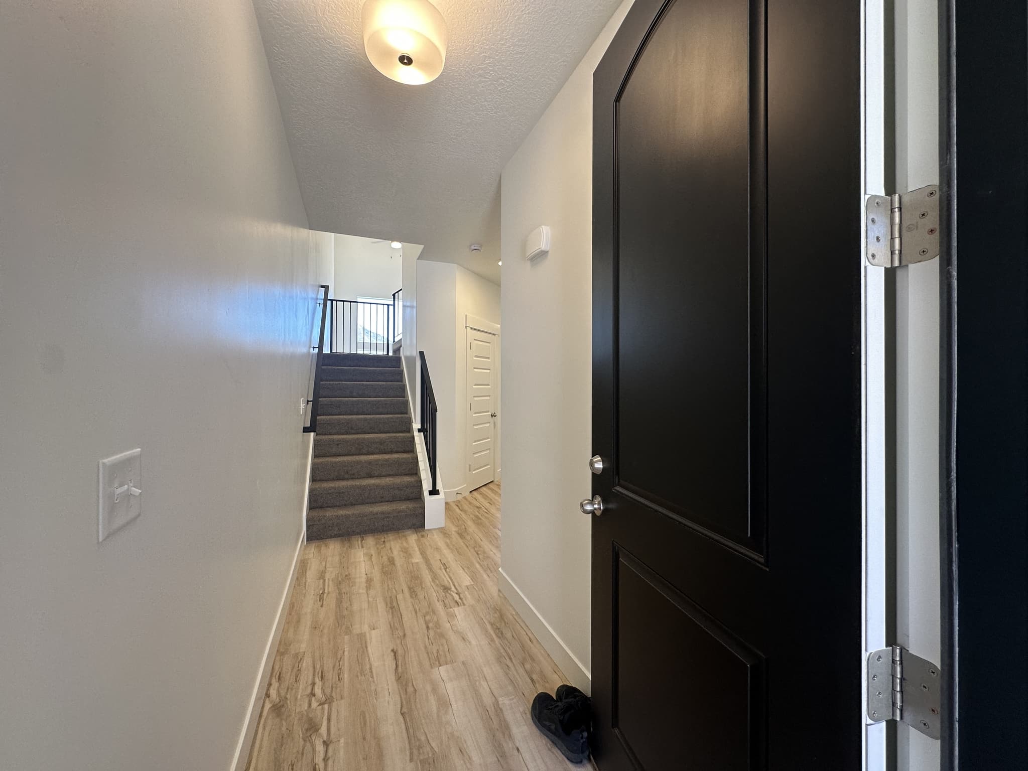 Mapleton Townhome: 5280 S Acacia Dr