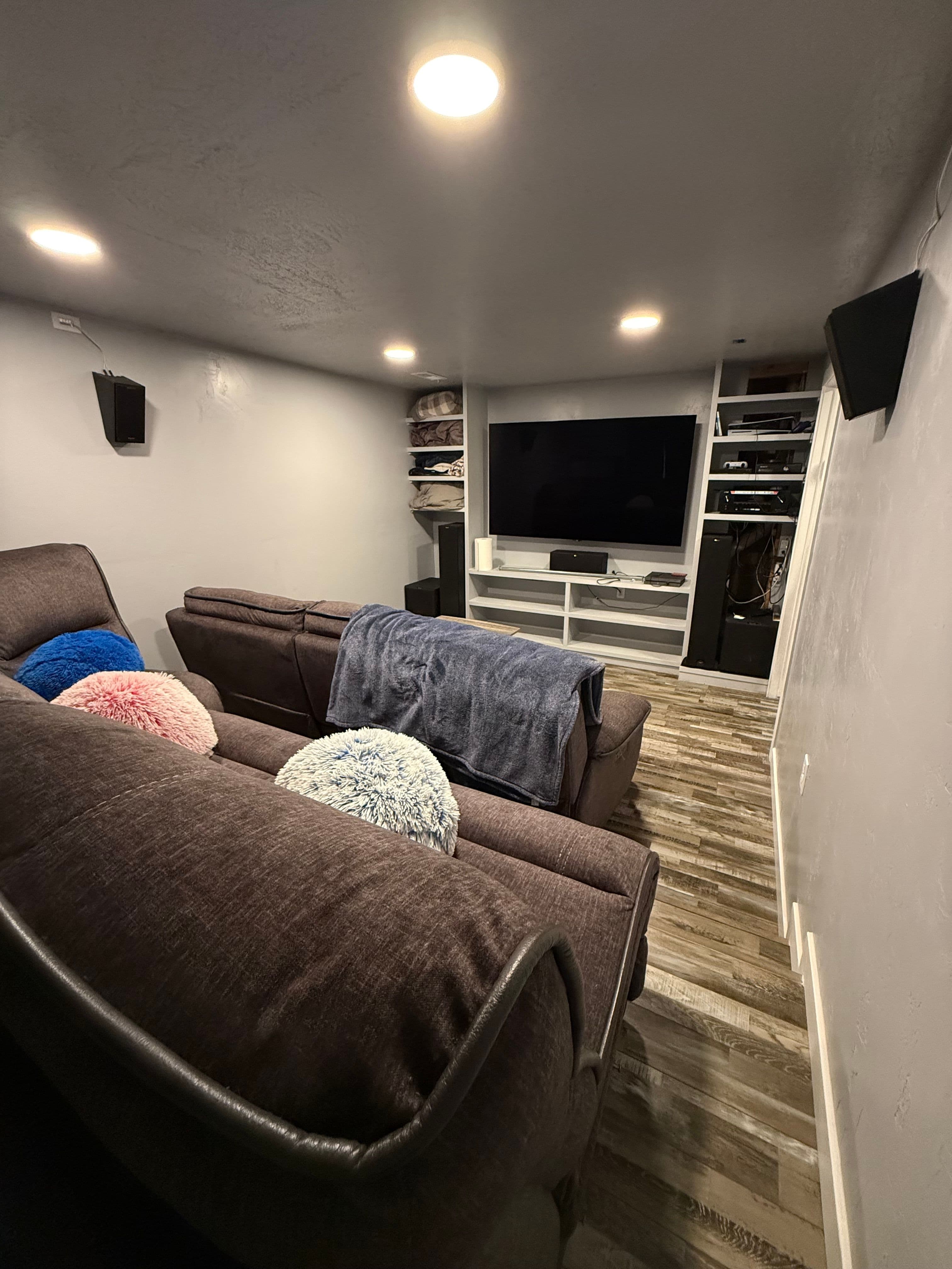 Payson House: 468 N Cowan Cir