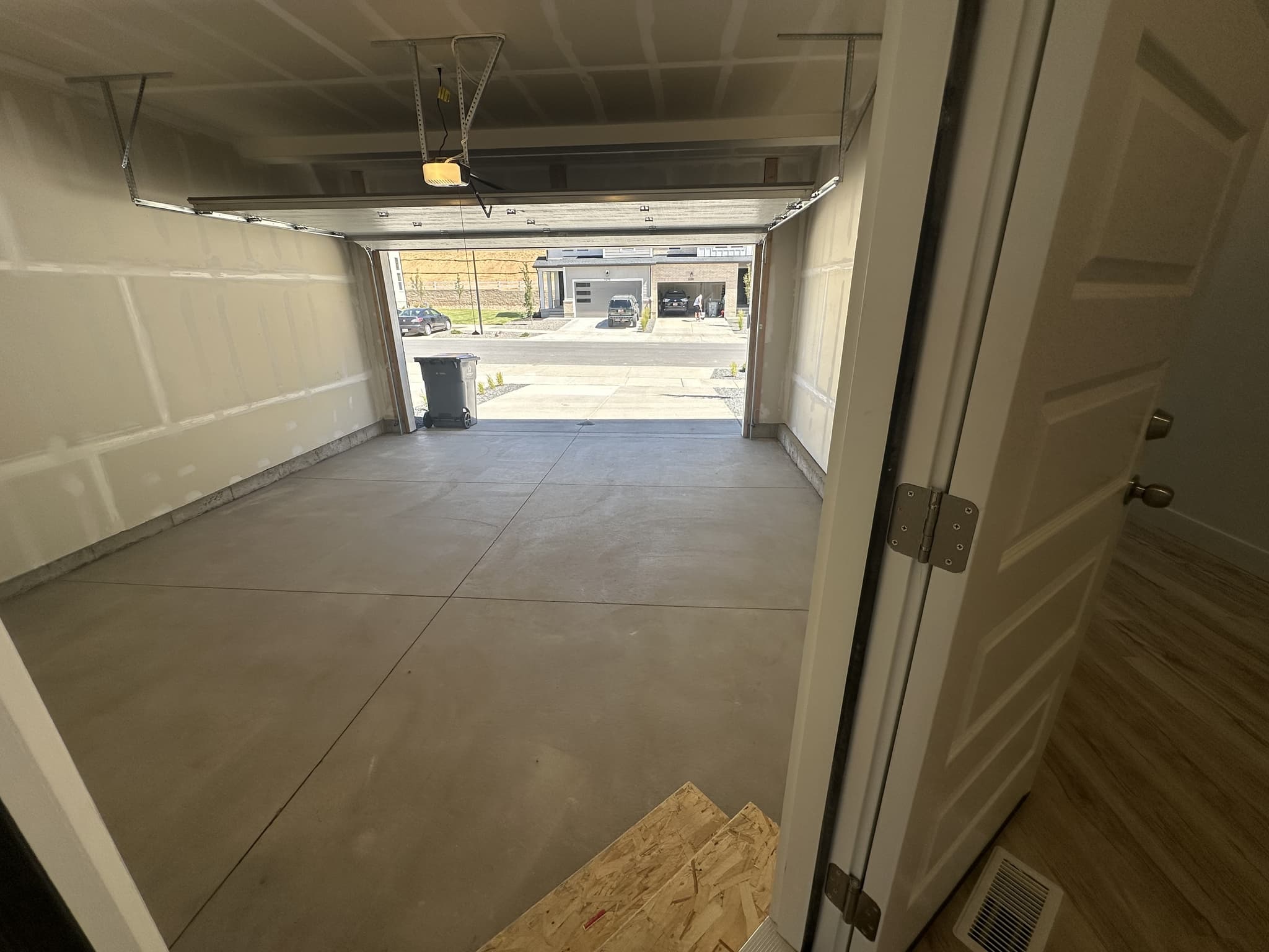 Mapleton Townhome: 5280 S Acacia Dr