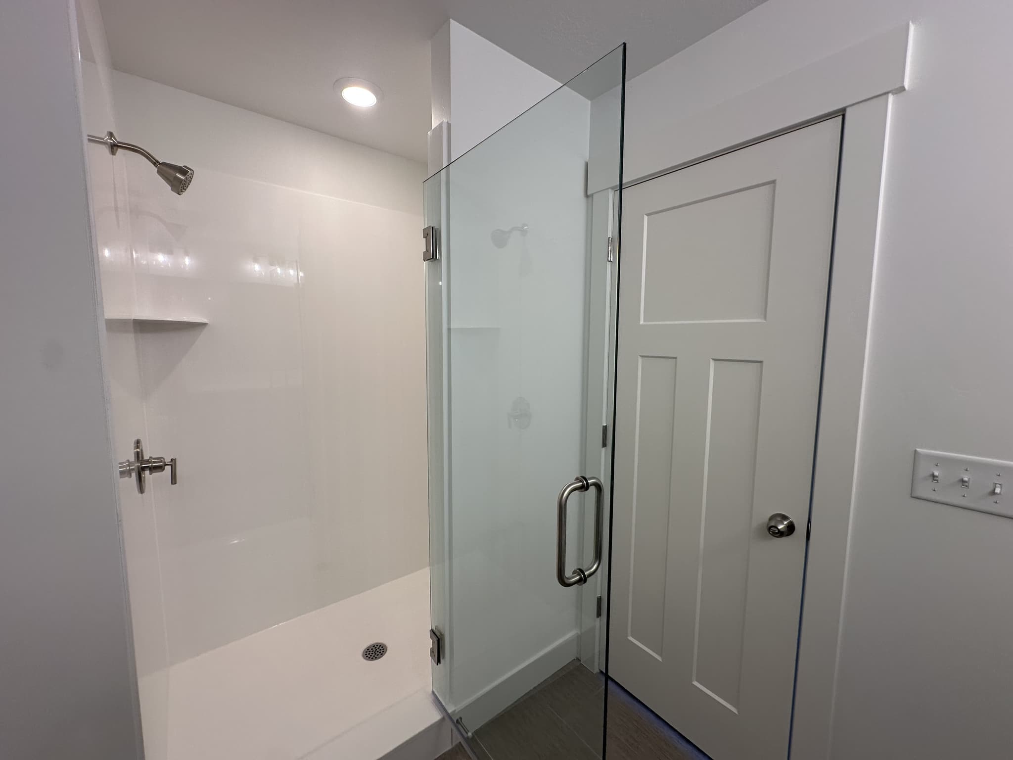 Mapleton Townhome: 5228 S Acacia Dr