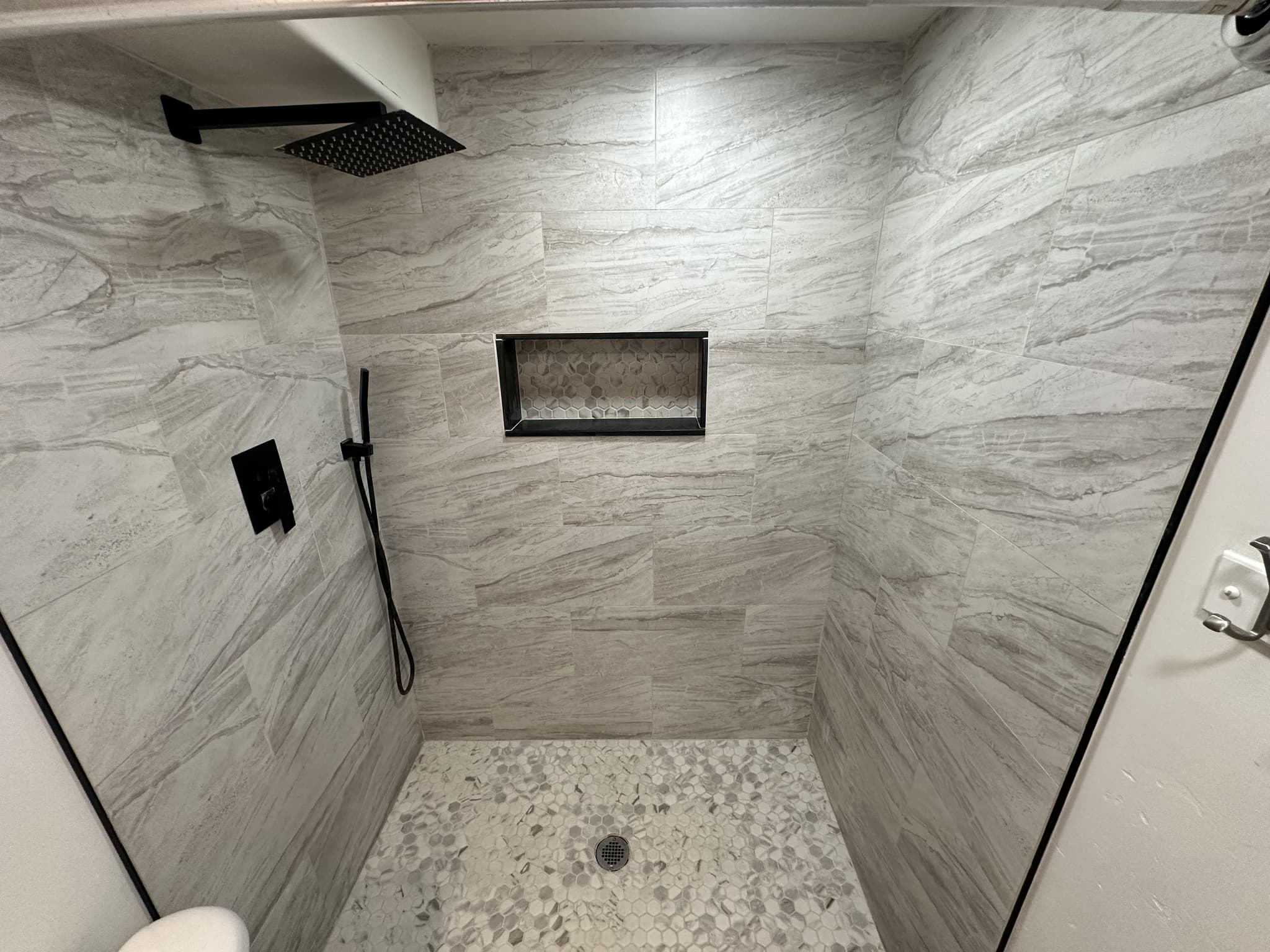 Eagle Mountain In-Law/Basement: 4000 E Mount Airey Dr