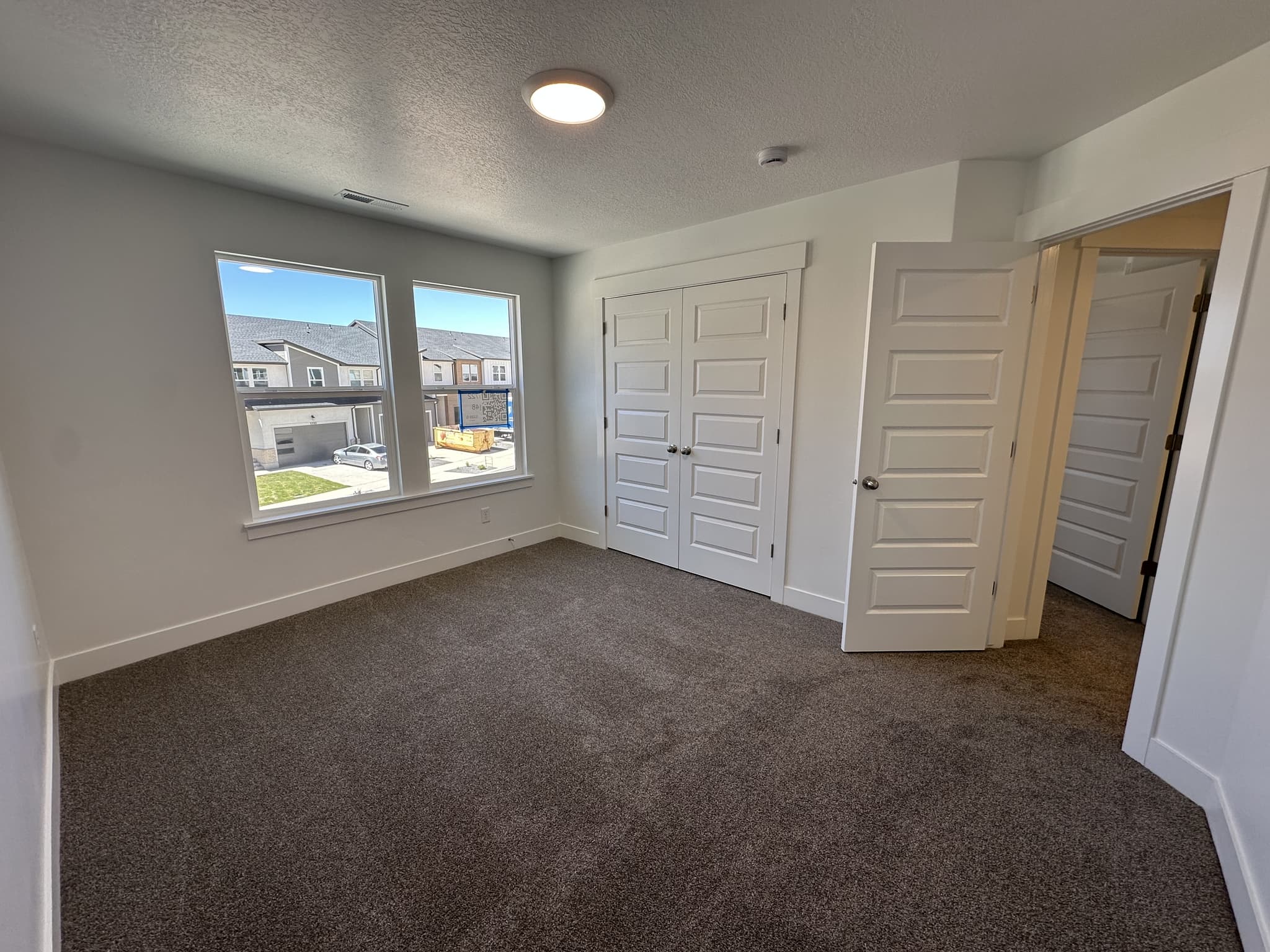 Mapleton Condo: 5339 S Acacia Dr