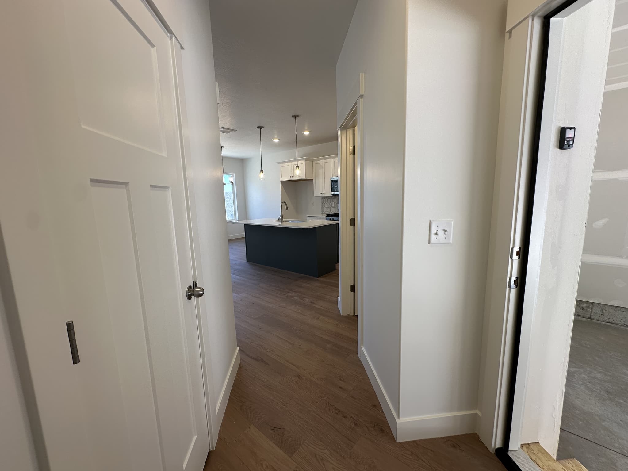 Mapleton Townhome: 5228 S Acacia Dr